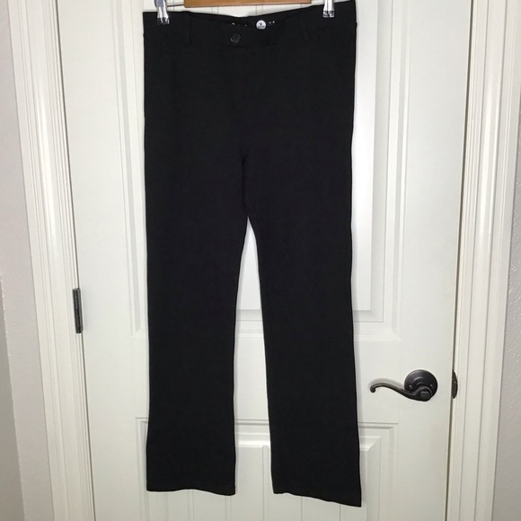 Betabrand Straight-Leg Classic Dress Pant Yoga Pants in Black. - Picture 2 of 9